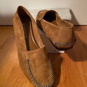 Manolo Blahnik Camel Suede Women’s Loafers